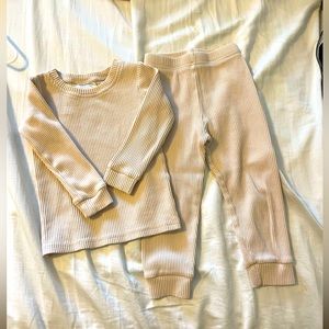 Mebie Baby size 2 toddler ivory ribbed cute cute cute jammies (gender neutral)